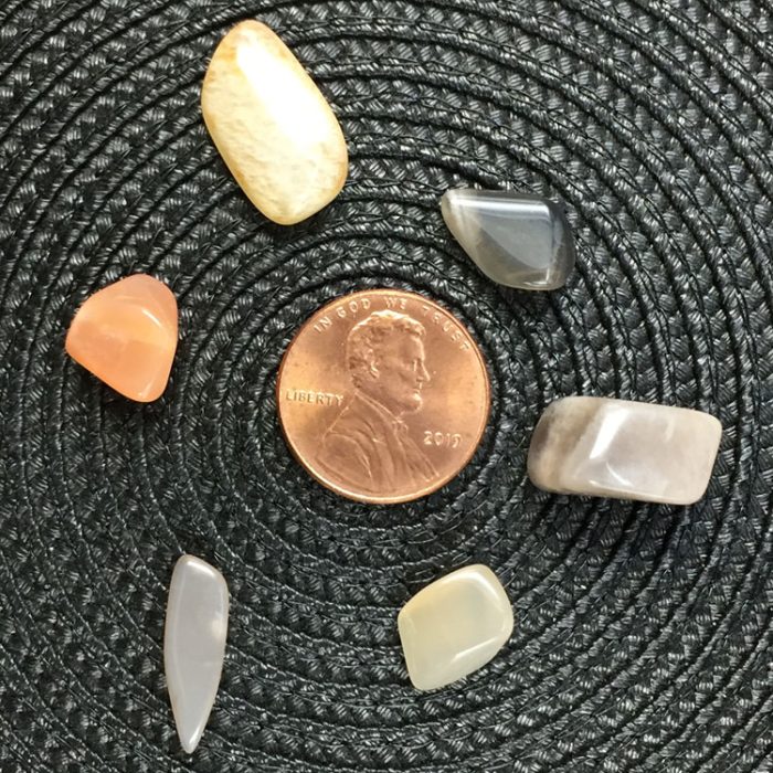 Moonstone (Earth) Crystal Chips – Size XS