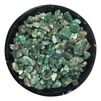 Emerald Tiny Crystal Chips - Size L1