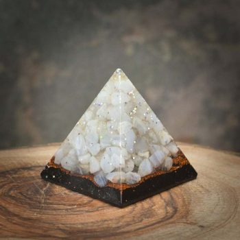 Blue Lace Agate Orgonite Pyramid 32 mm