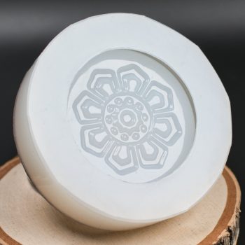 8 Flower Petals Mini Ring Dish Silicone Mold