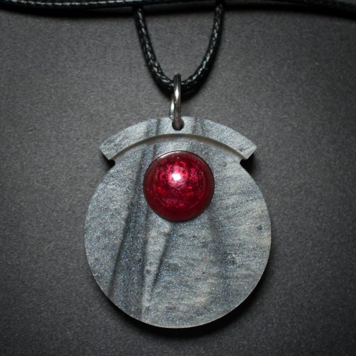 Circle Pendant in Gray and Red