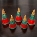 Green and Red Sparkle Holiday Ring Cones