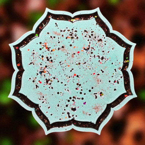 Eco Resin Tutorial in our New Flower Border Tray Mold